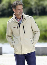 Kurzjacke von „Redpoint“ 