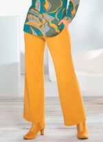 Hose in modischer Weite 