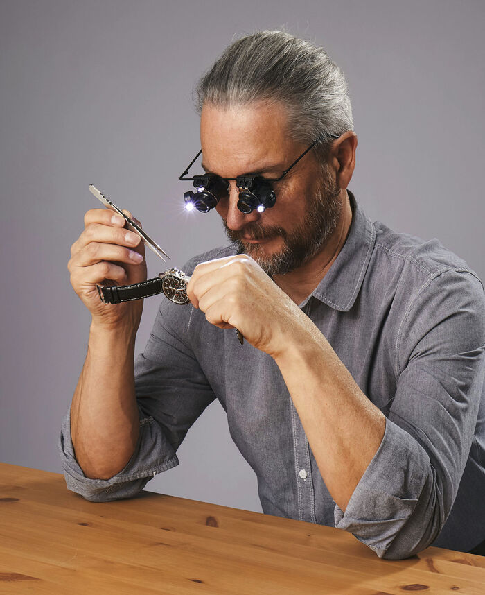 Vergr&ouml;&szlig;erungsbrille 