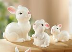Hasenfiguren aus Keramik WEISS-ROSA