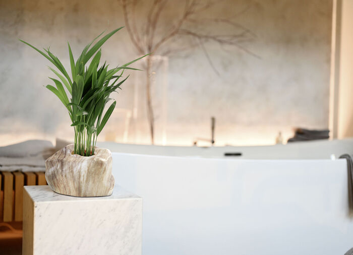 Pflanzenübertopf von Botanyia in edler Naturstein-Optik SAND