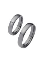 Gl&auml;nzender Trauring aus Tantal 