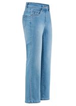 Jeans mit trendigen Ziernieten 