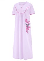 Wadenlanges Nachthemd mit Knopfleiste und kurzen Ärmeln  FLIEDER
