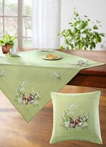 Tisch- und Raumdekoration mit Bl&uuml;ten- und Gr&auml;sermotiv 