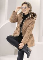 Jacke mit Kunstpelz-Innenausstattung in der Kapuze 