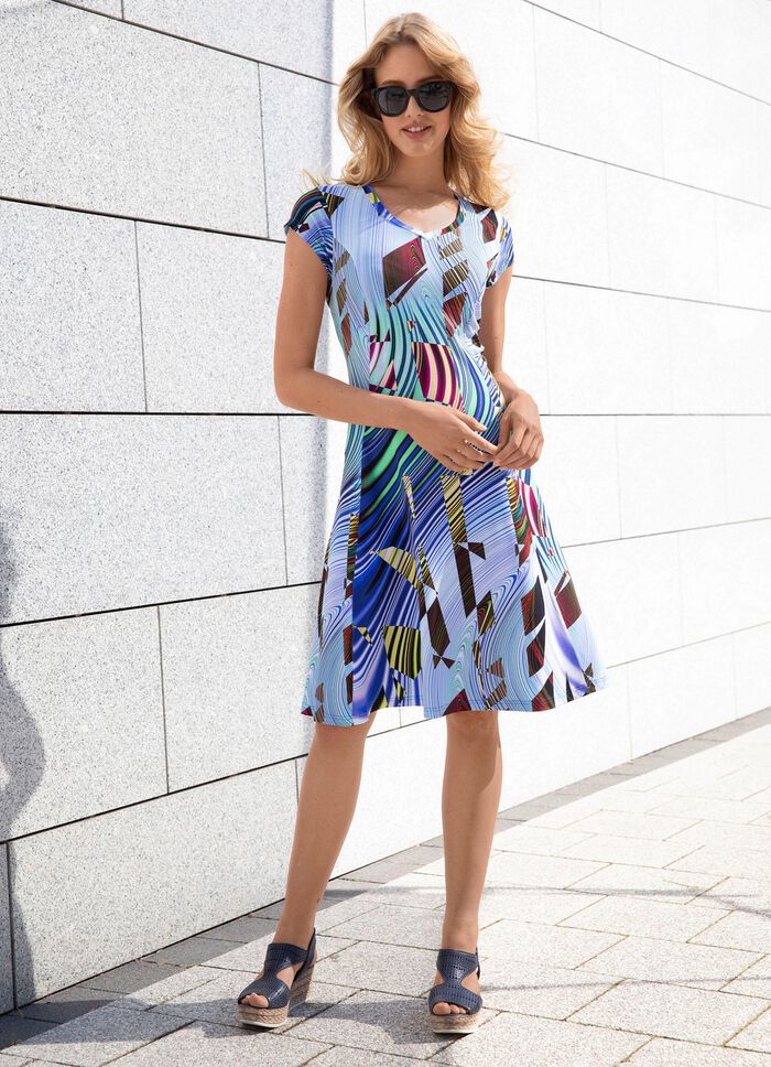 Kleid in schwingender Schlupfform 