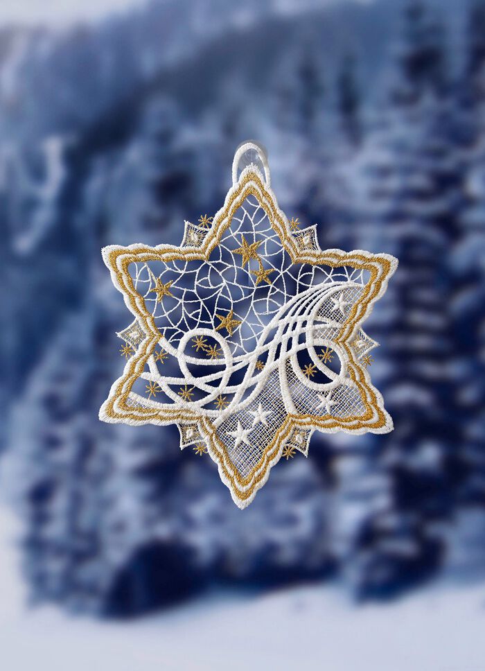 Stern-Fensterbild aus echter Plauener Spitze 