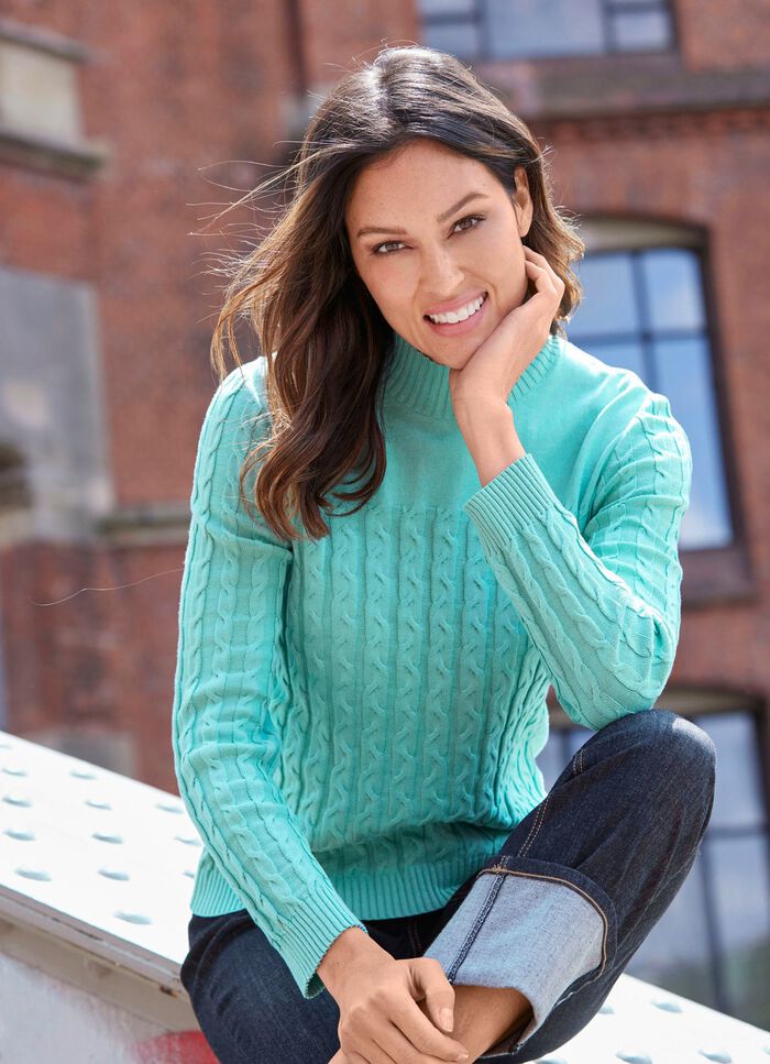 Pullover mit dekorativem Zöpfchendessin 