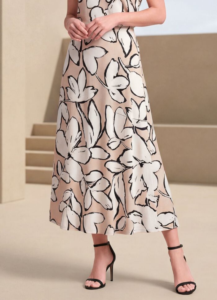 Rock in schwingender Form 