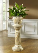 S&auml;ule mit &Uuml;bertopf in Handarbeit hergestellt und bemalt 