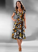 Kleid in raffinierter Wickel-Optik 