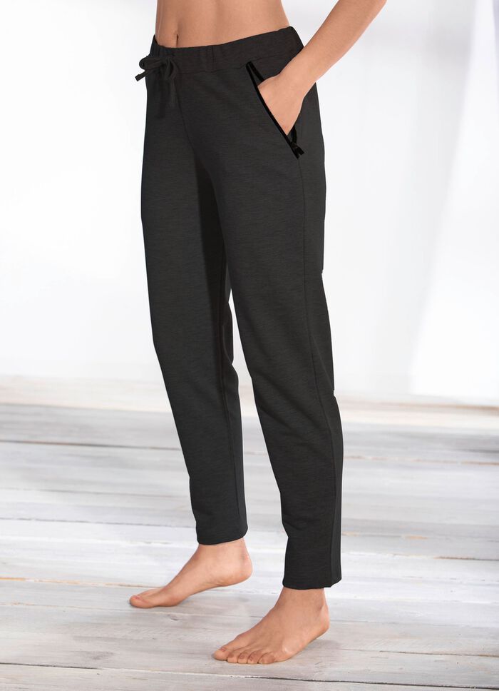 Hose mit bequemem Dehnbund SCHWARZ