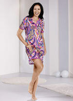 Nachthemd, knielang und kurzen Ärmeln 