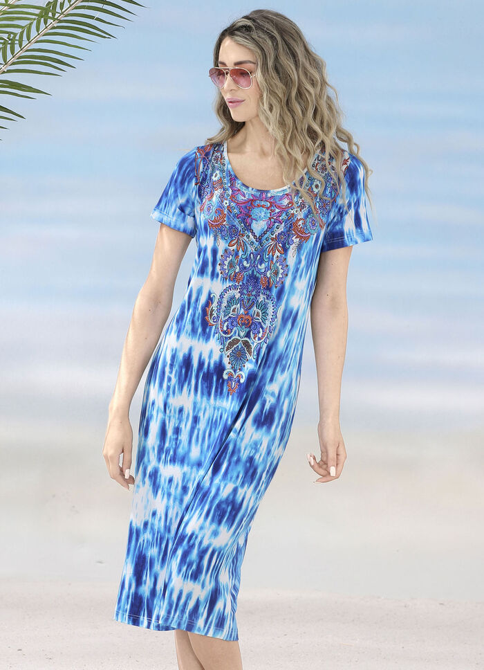 Laurina Kleid mit farbbrillantem Druckdessin. Schmucksteinchen und kurzen &Auml;rmeln 