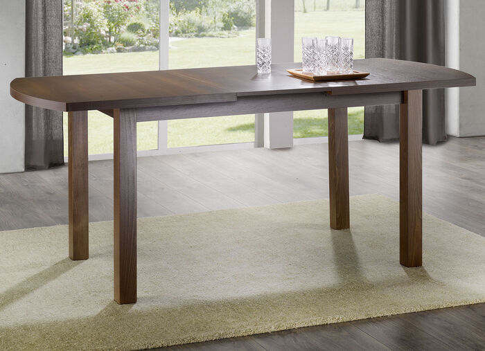 Klassischer Esstisch aus Buchenholz 