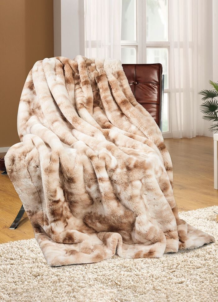 Felldecke aus naturgetreuem Webpelz 