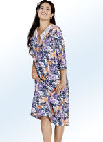 Zweierpack Nachthemden in Wadenlänge mit Knopfleiste, Stickereispritze sowie 3/4-langen Ärmeln 