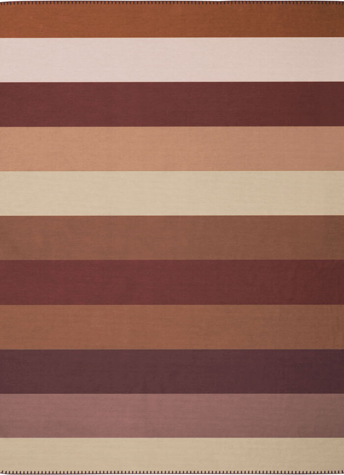 Wohndecke mit Streifen und H&auml;kelsaum 