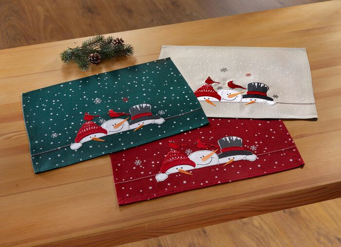 Zauberhafte Tisch- und Raumdekoration mit Schneemann-Motiven 