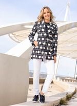 Blazer mit interessanter Ausschnittl&ouml;sung 