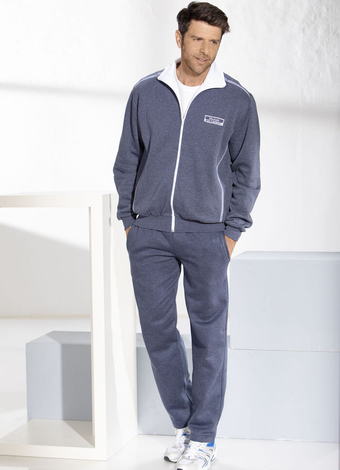 Freizeitanzug mit Seitentaschen 