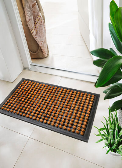 Kokos-Fußmatte mit rutschfestem Gummirücken 