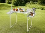 Campingtisch mit 2 Ablagen 