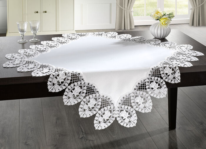 Tischdecke aus echter Plauener Spitze 