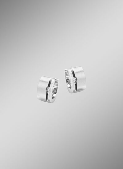 Elegante Klappcreolen mit synth. Zirkonia für jeden Tag 