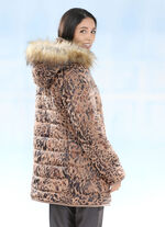 Jacke mit abnehmbarer Kapuze 