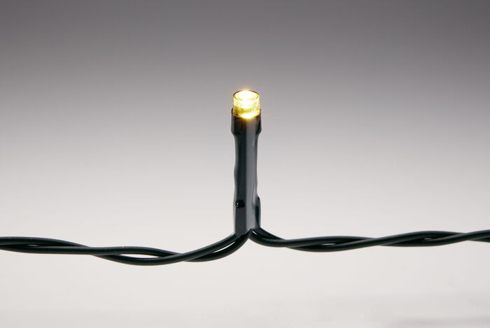 Solar-Lichterkette mit 200 kaltweißen LEDs 