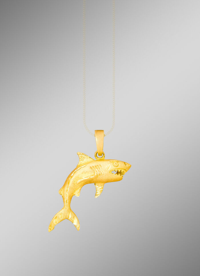 Moderner Anhänger mit Hai-Motiv 