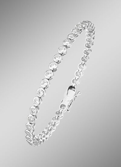 Zauberhaftes Armband mit synth. Zirkonia 