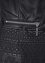 Blazer mit toniger Stickerei 