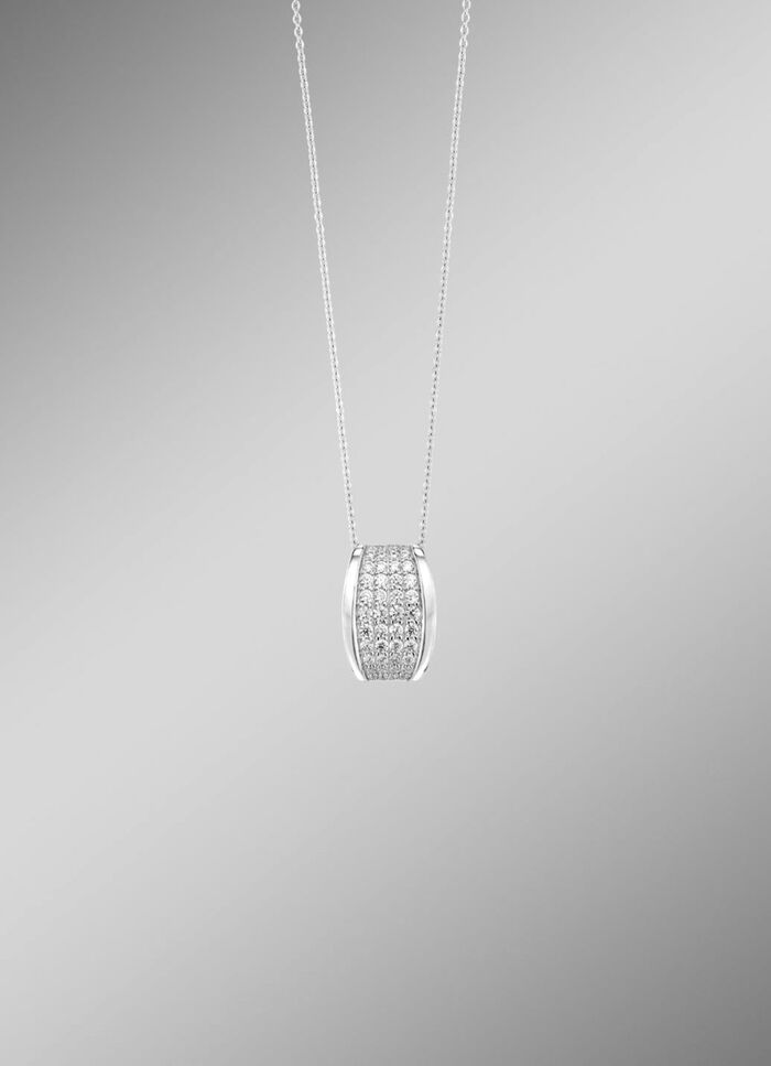 Schicker Anhänger mit Zirkonia 