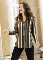 Shirt mit fixierter Schluppe 