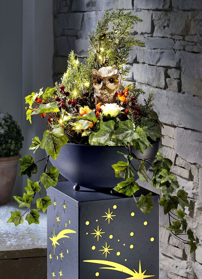 Beleuchteter Kranz mit Eule 