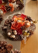 Natur-Teelichthalter mit echten Zapfen 