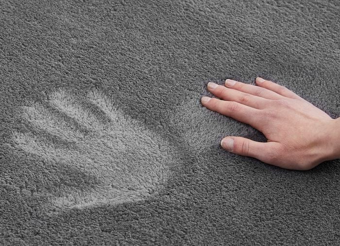 Br&uuml;cken und Teppiche mit Anti-Rutschbeschichtung ANTHRAZIT