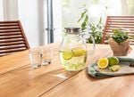 Glaskanne mit integriertem Sieb 