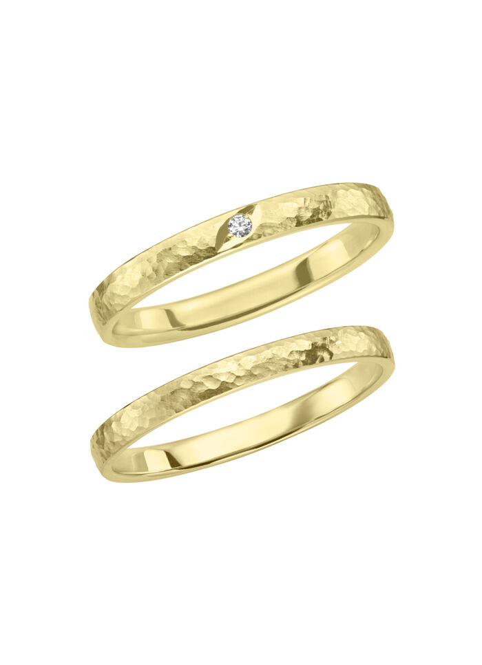 Trauring in gehämmertem Design 