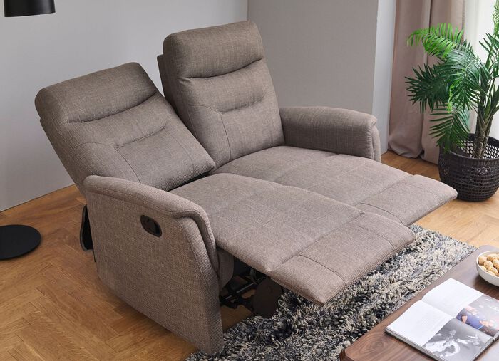 Frei im Raum aufstellbare Polsterm&ouml;bel 