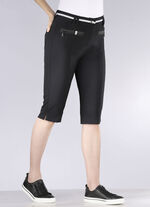 Aufwendig gearbeitete Bermudas SCHWARZ