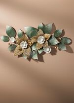 Wanddekoration mit Bl&uuml;ten- und Bl&auml;ttermotiv 