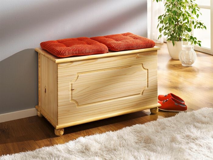 Sitztruhe aus massivem Kiefernholz 