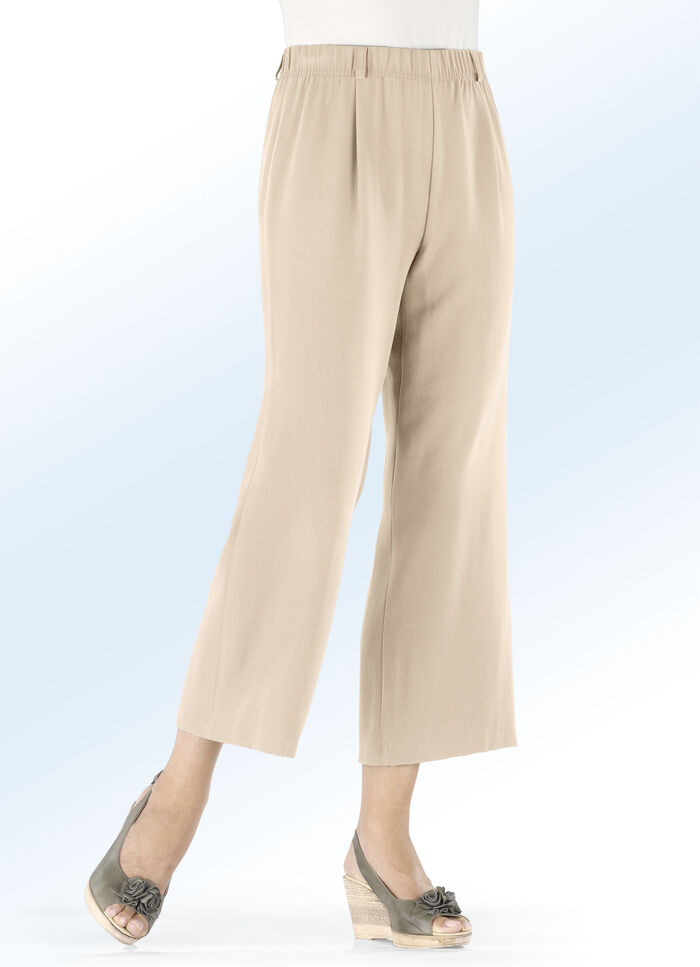 Hose in aktueller, verk&uuml;rzter L&auml;nge BEIGE