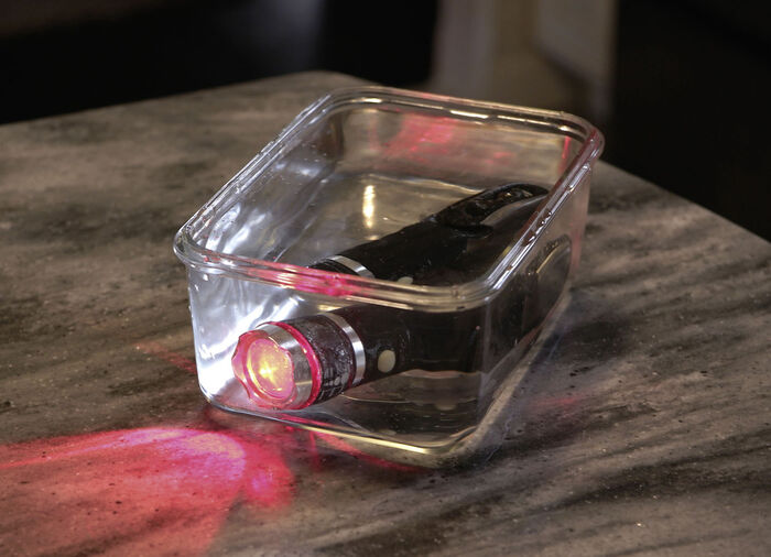 Panta Safe Guard Multifunktions-Taschenlampe 