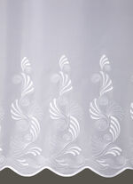 Luftiger Kleinfenster-Store mit Stangendurchzug 