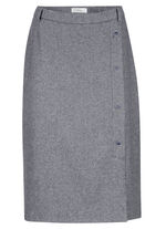 Rock in gerader Schnittführung 